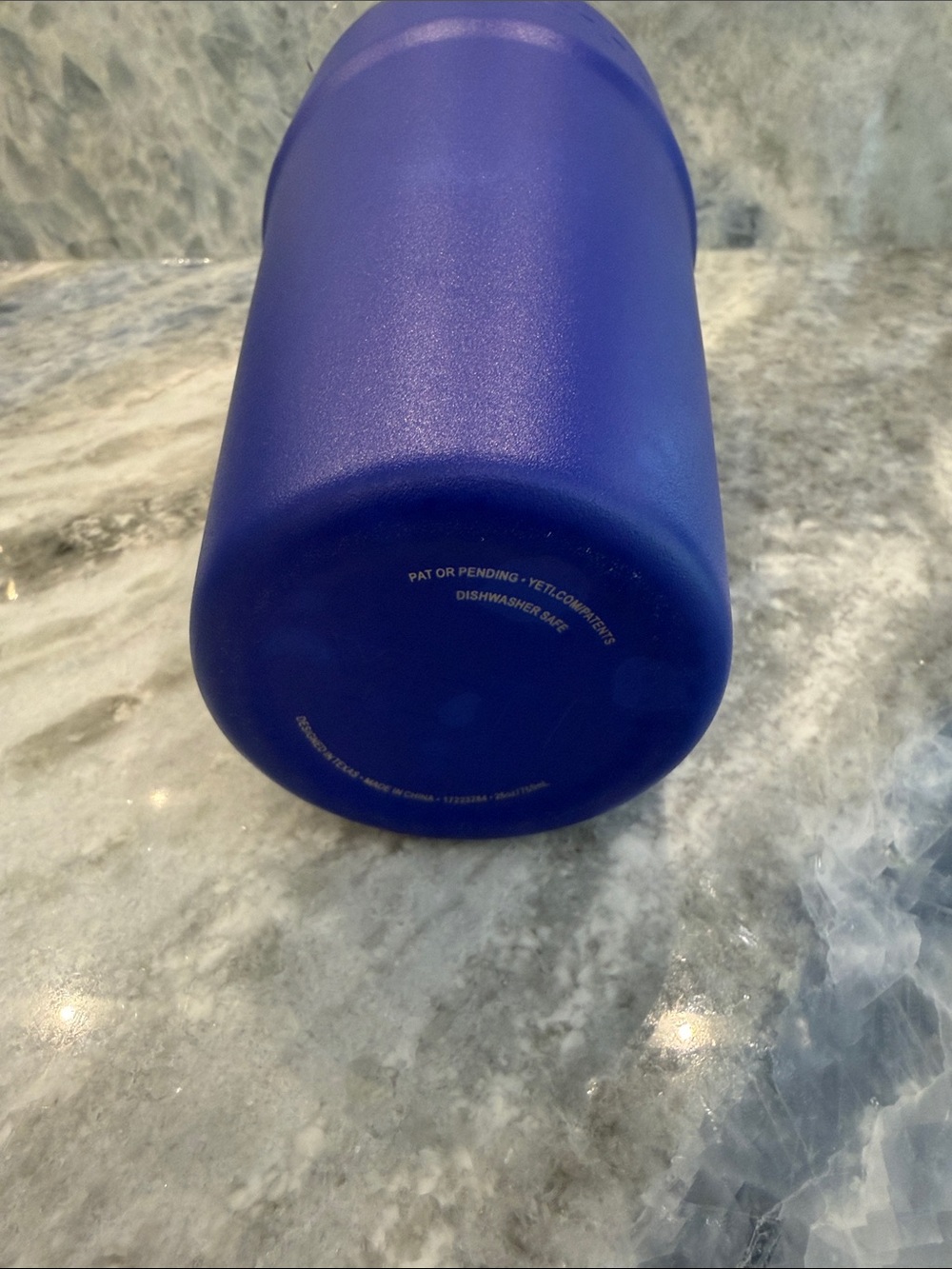 Yeti RAMBLER®
26 OZ STACKABLE CUP in Offshore Blue - Picture 3 of 4